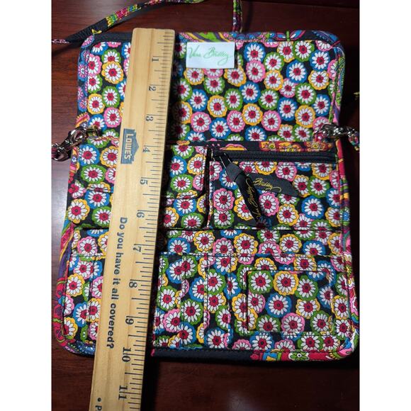 Vera Bradley Knot Just a Clutch in Symphony in Hue Purse Wallet Crossbody - Picture 4 of 6